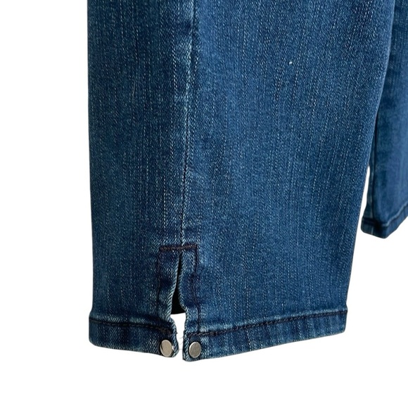 Gloria Vanderbilt Amanda Cropped Stretch Blue Jeans - Picture 4 of 8